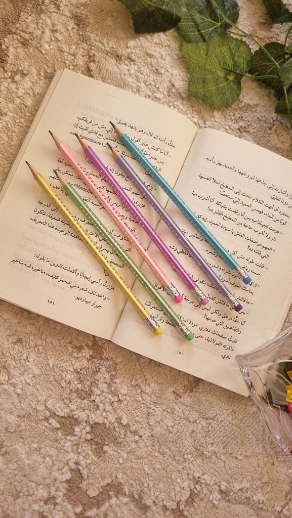 Colorful Pencils (One pen)